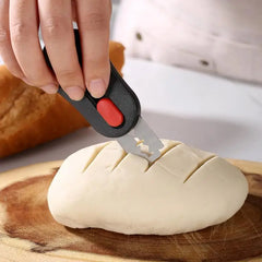 Magnetic Sourdough Lame – Flexible Bread Scoring Tool for Home Baking
